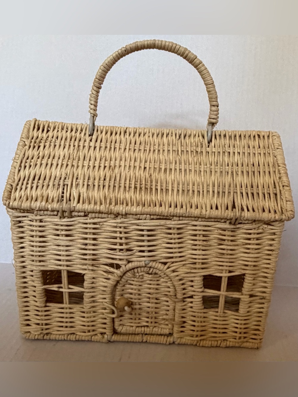 Woven Rattan House Casa Clutch Basket Bag Cottagecore Wicker Dollhouse Purse